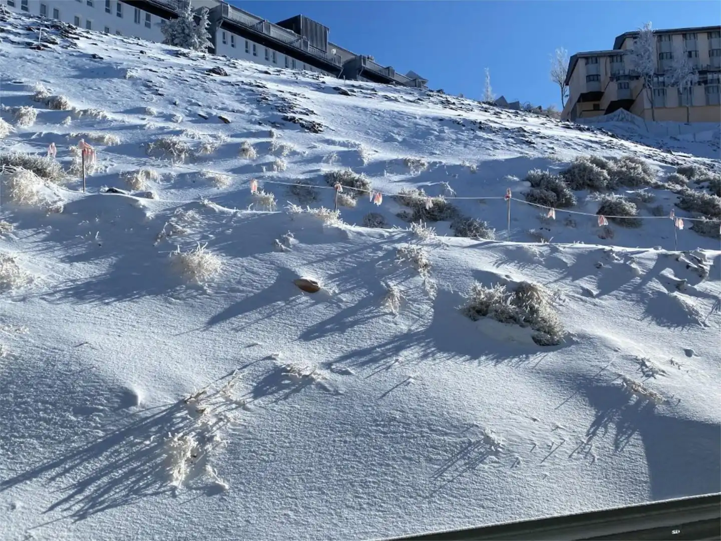 Vista exterior de Pis en venda en Sierra Nevada amb Piscina