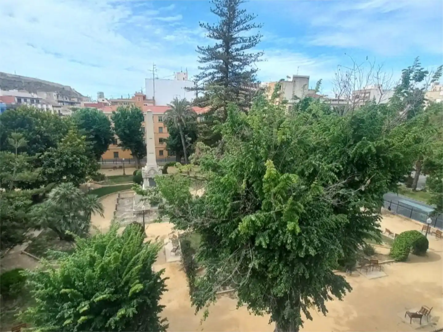 Flat for sale in Plaza Santa Teresa, 6, San Antón Exterior view of Flat for sale in Alicante / Alacant with Air Conditioner, Terrace and Balcony