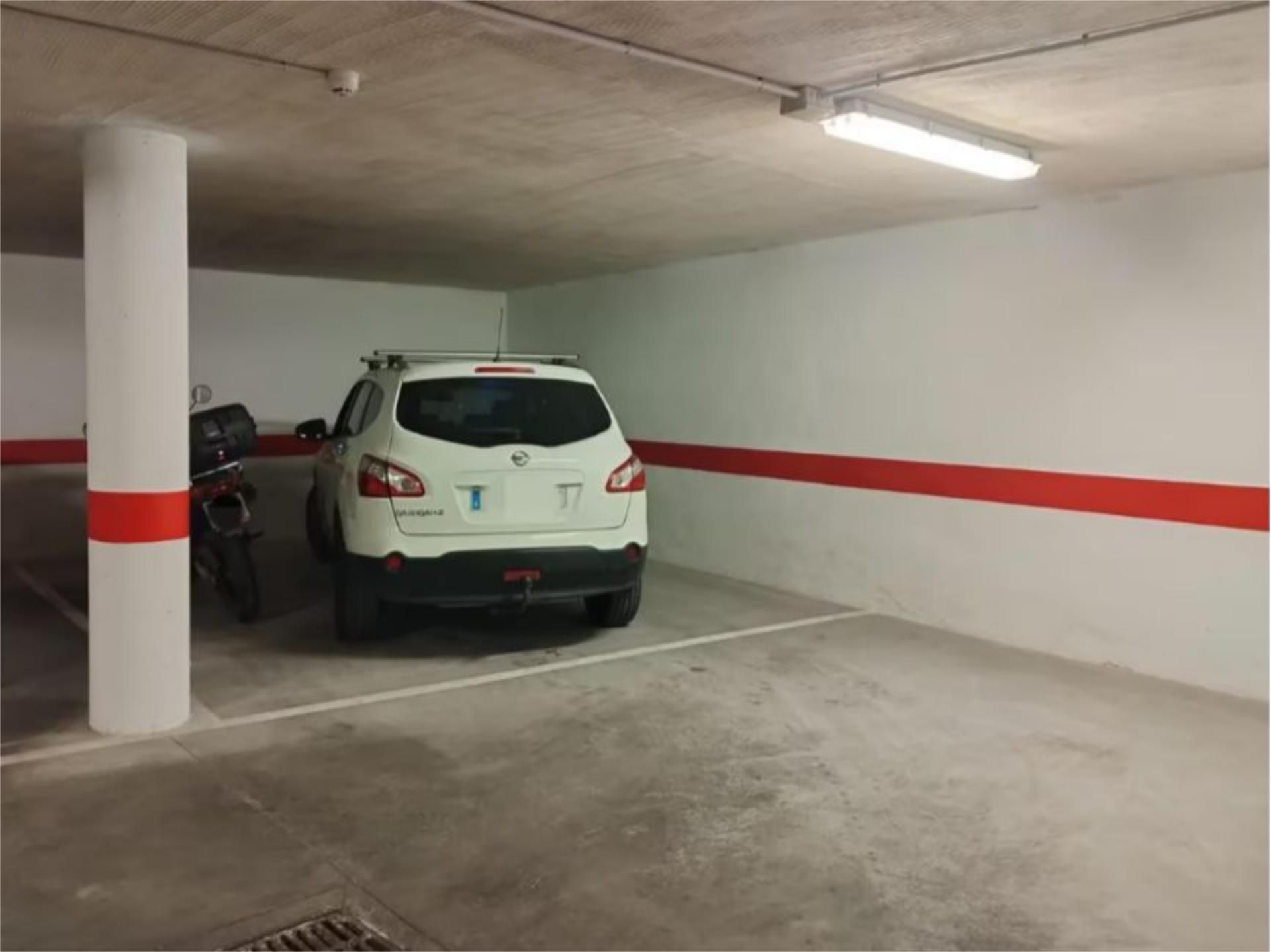 Parking of Garage to rent in Benalmádena