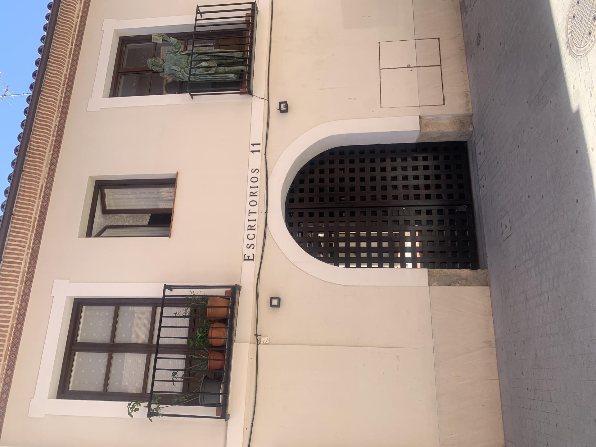Exterior view of Flat for sale in Alcalá de Henares  with Air Conditioner, Heating and Private garden