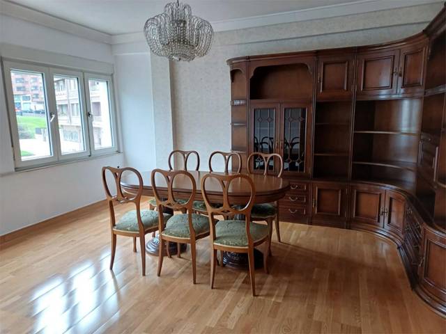 Piso en Venta en Calle José Cueto, 44 en Centro