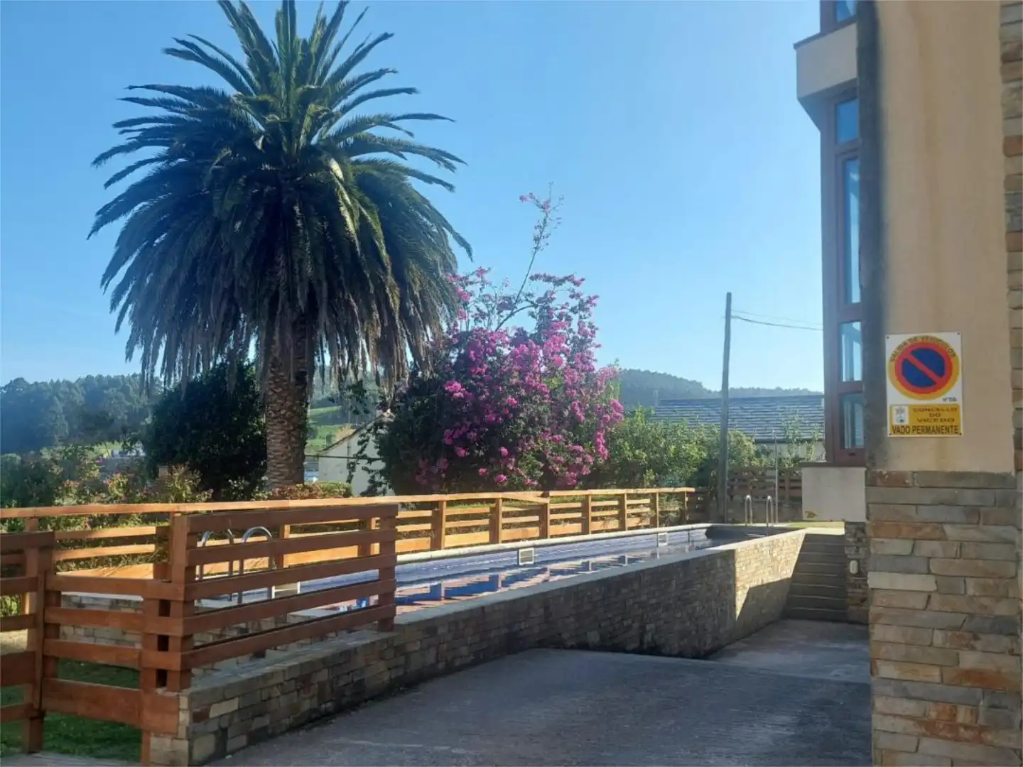 Außenansicht von Wohnung zum Verkauf in O Vicedo  mit Heizung, Privatgarten und Abstellraum