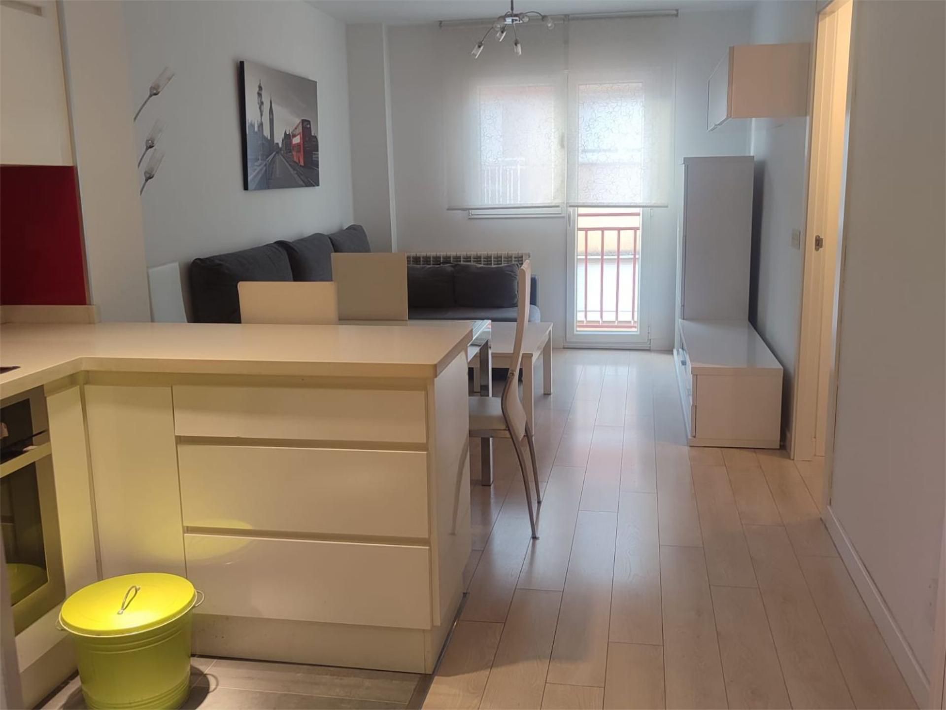 Sala de estar de Apartamento de alquiler en Salamanca Capital con Balcón