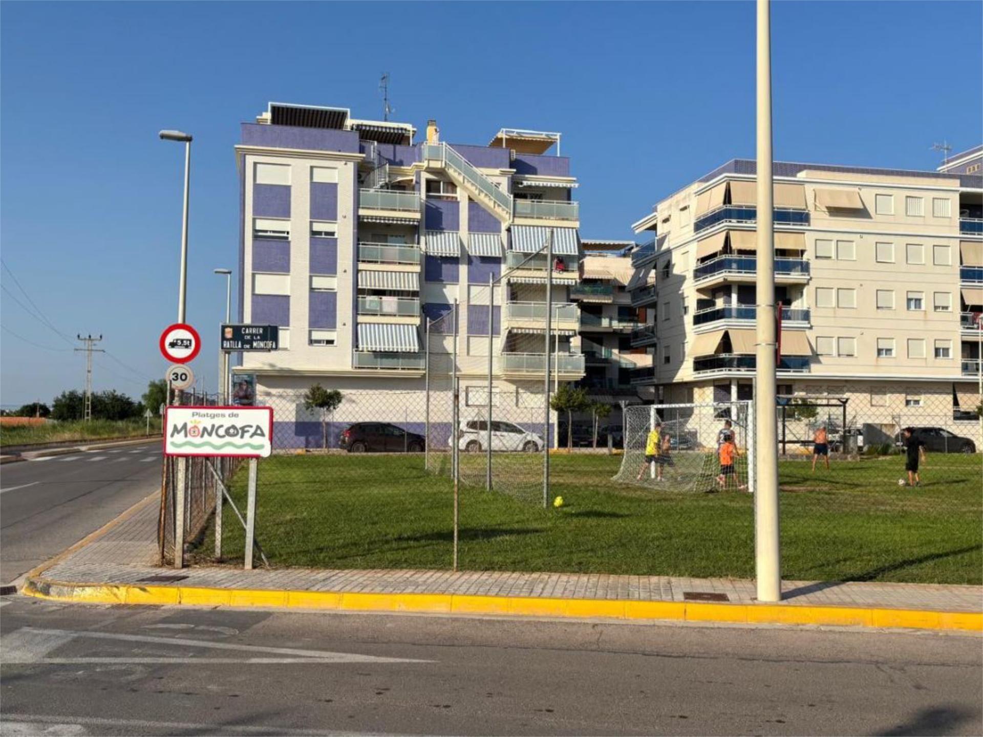 Exterior view of Flat for sale in Moncofa  with Air Conditioner, Terrace and Swimming Pool