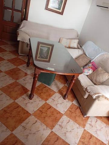 Casa adosada en Venta en Calle Virgen de Fátima, 11 en Morón de la Frontera