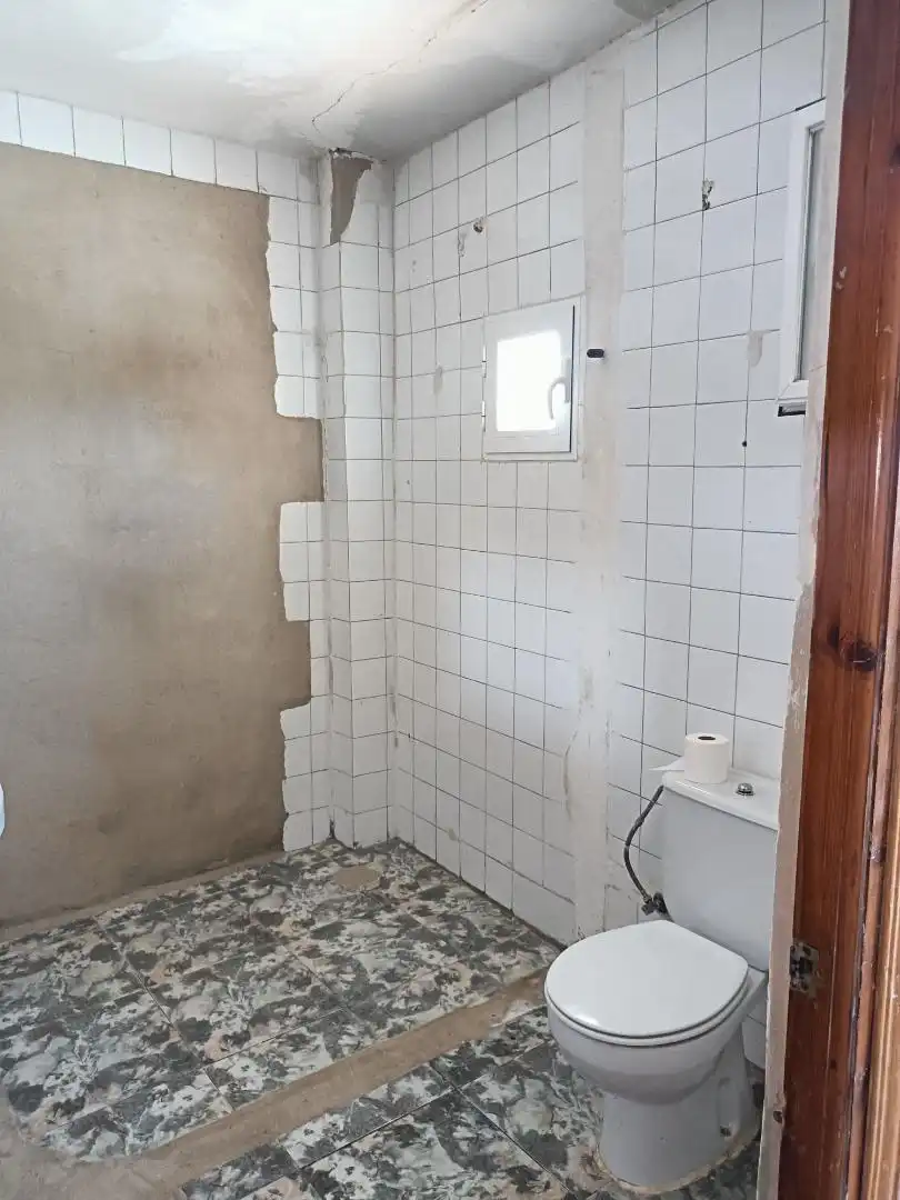 Industrial buildings for sale in Carretera Madrid, 77, Motilla del Palancar Bathroom of Industrial buildings for sale in Motilla del Palancar with Air Conditioner