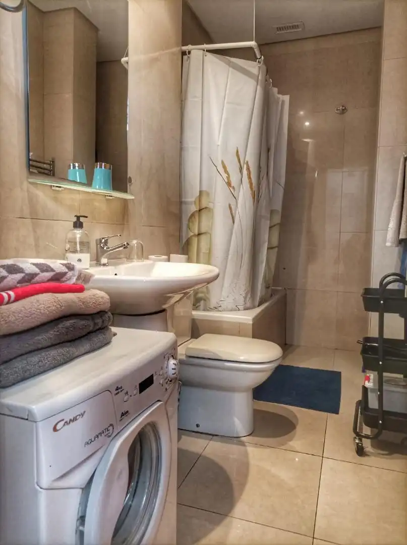 Badezimmer von Wohnung zur Miete in Adeje mit Parkett, Schwimmbad und Möbliert