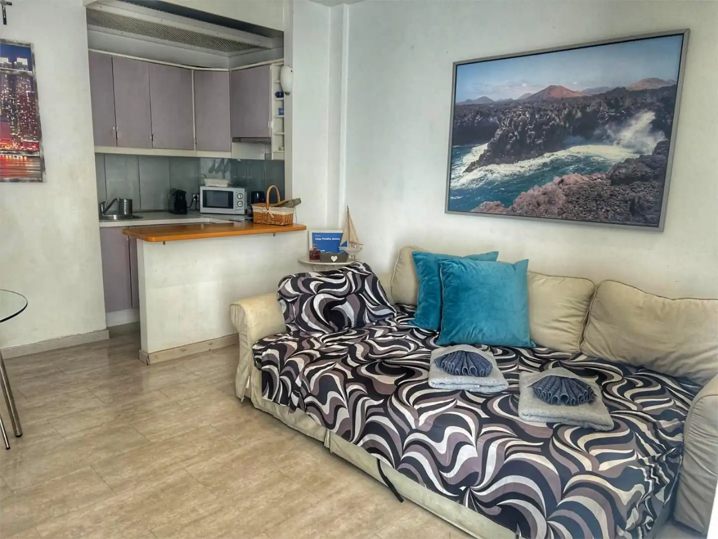Wohnzimmer von Wohnung zur Miete in Adeje mit Parkett, Schwimmbad und Möbliert