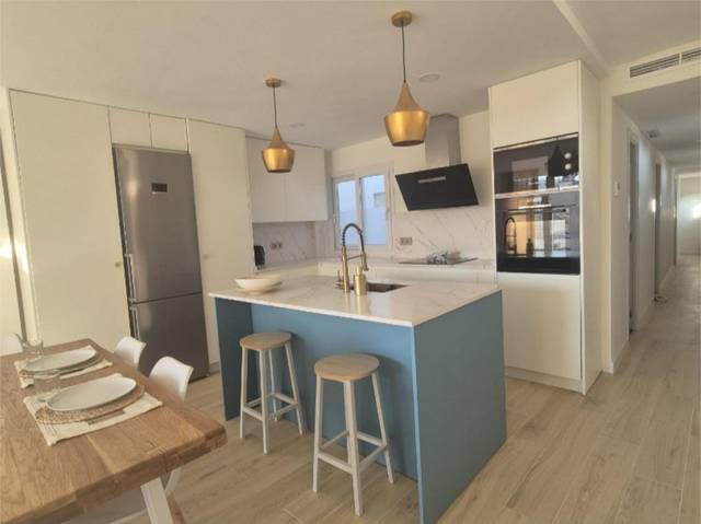 Piso en Alquiler en Calle Victoria, 62 en La Victoria