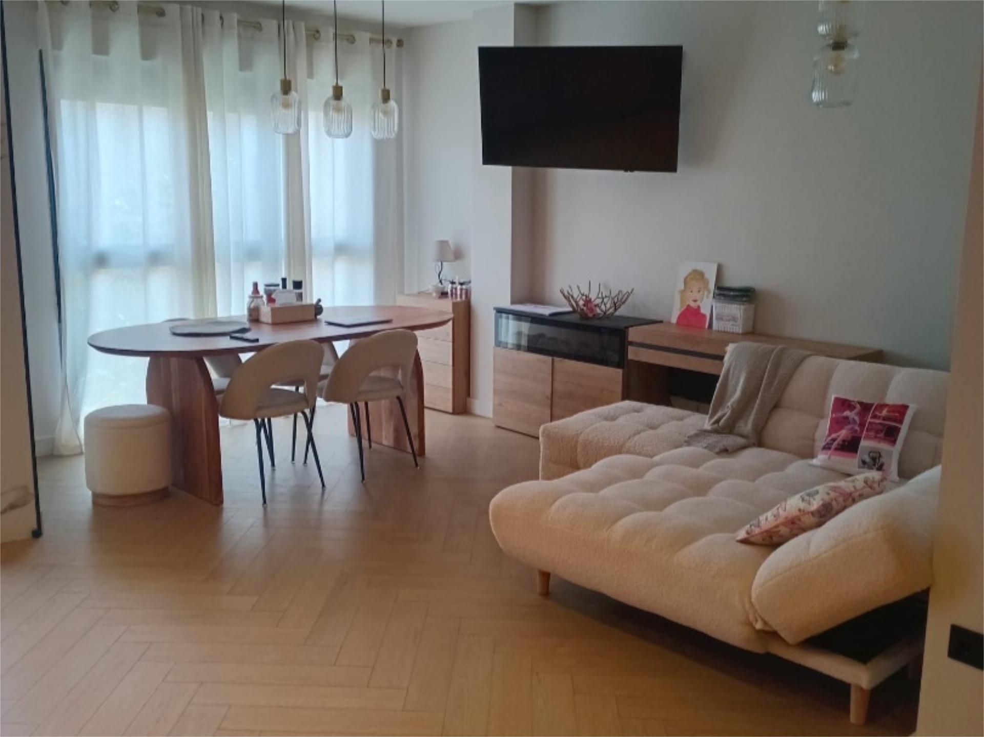 Flat to rent in Street Carrer 9 D'octubre, 4, Zona Papa Luna - Platja del Gurugú