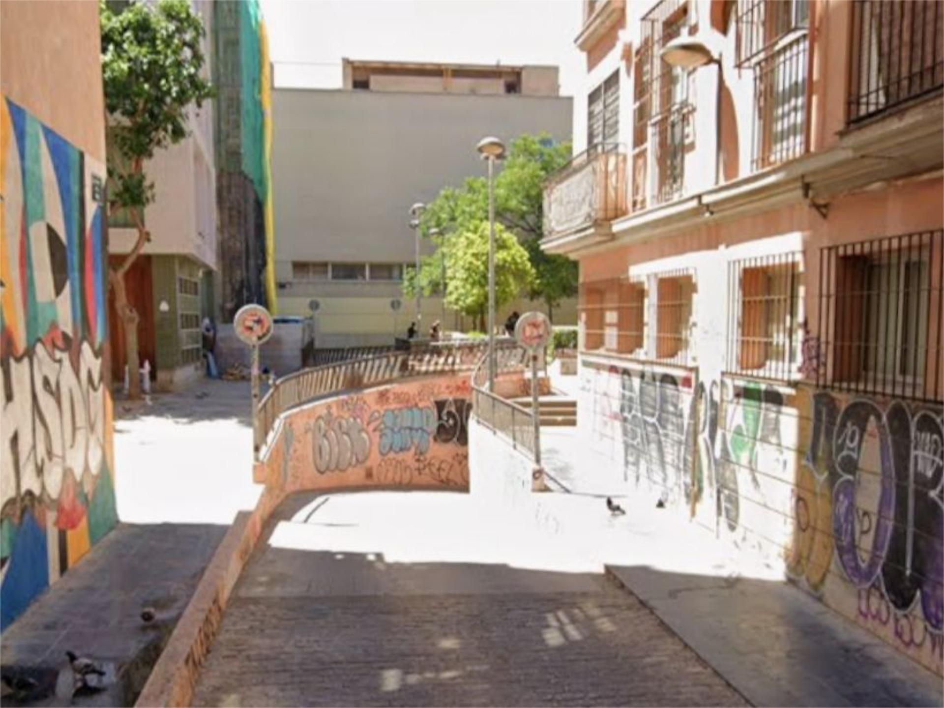 Vista exterior de Garatge de lloguer en  Valencia Capital