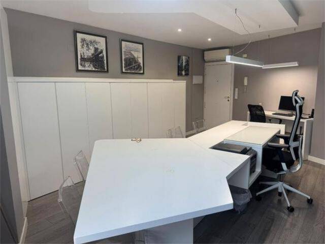 Oficina en Alquiler en Hospital