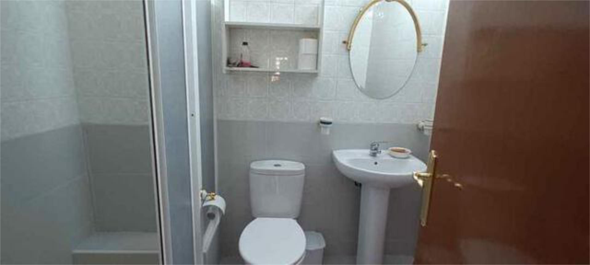 Bathroom of Flat to rent in Motril  with Terrace and Furnished