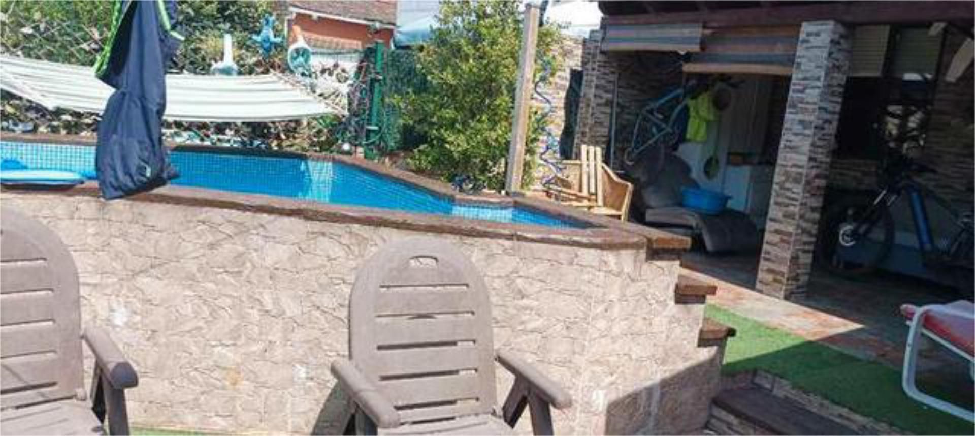 Piscina de Casa o xalet per a compartir en Vigo  amb Calefacció, Jardí privat i Terrassa