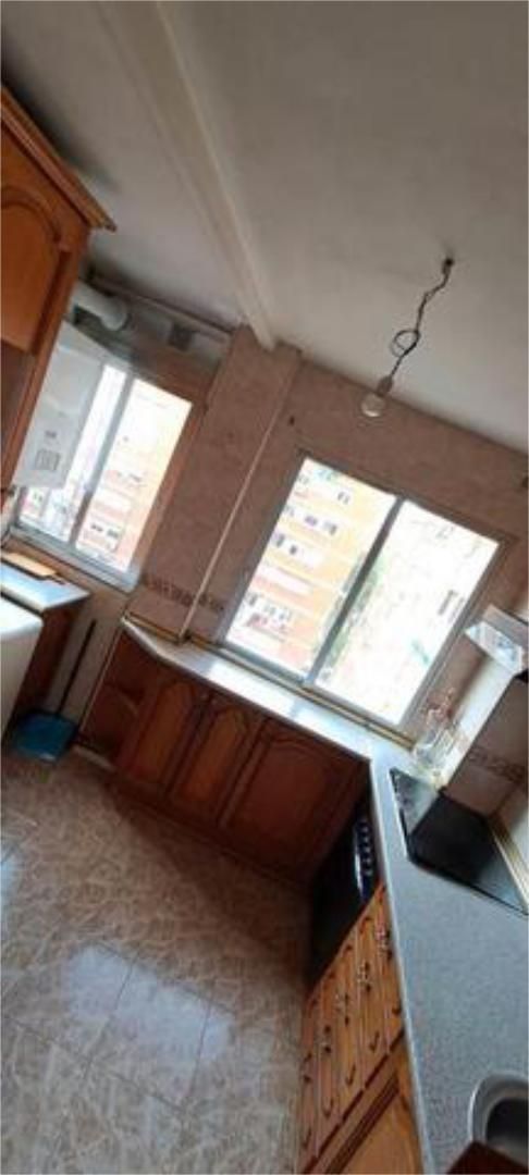 Cuina de Pis de lloguer en  Madrid Capital amb Calefacció i Moblat