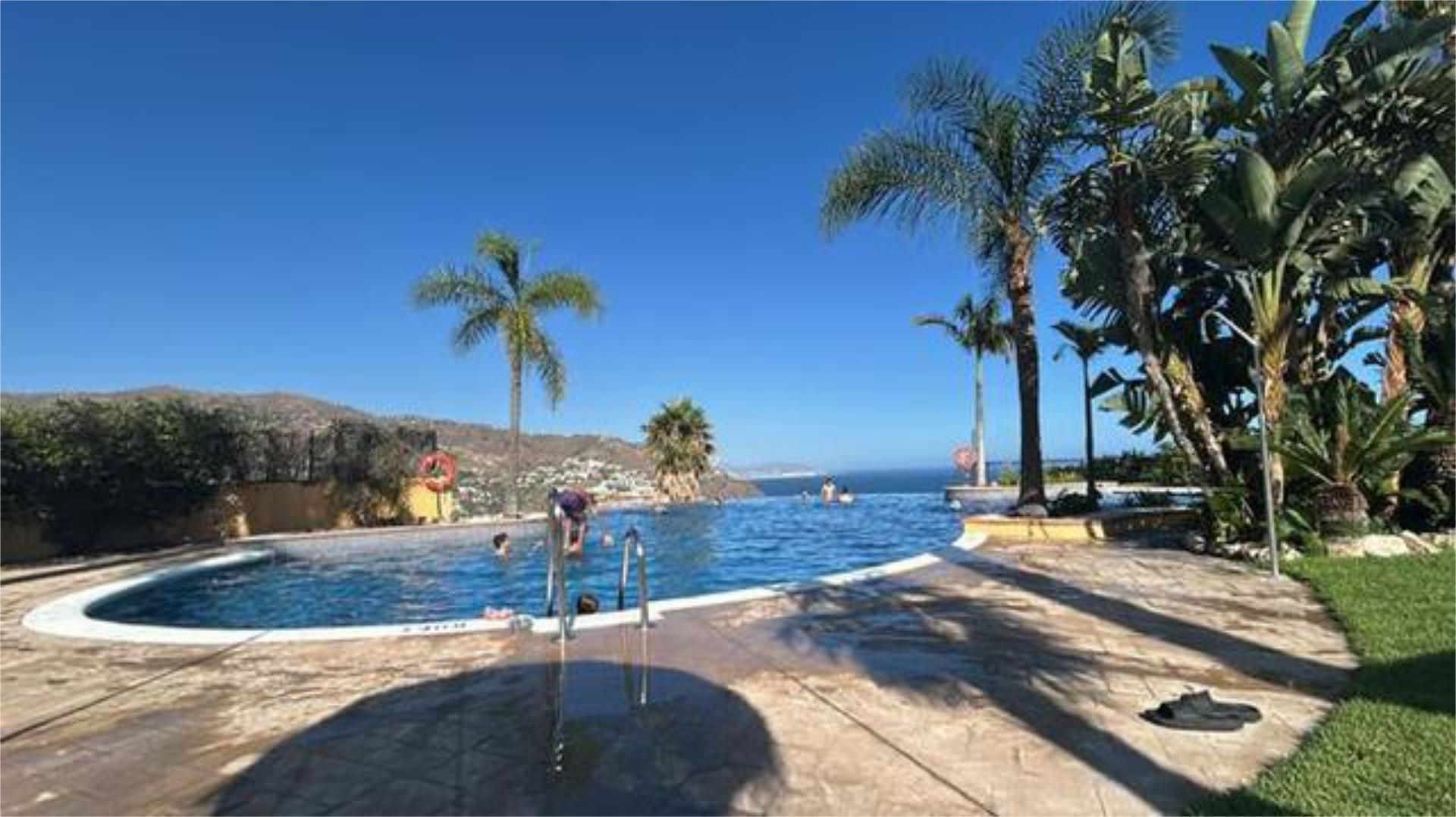 Swimming pool of Apartment to rent in Almuñécar  with Heating, Private garden and Terrace