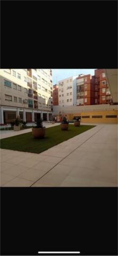 Flat to rent in Plaza de Toros - Barón de Warsage