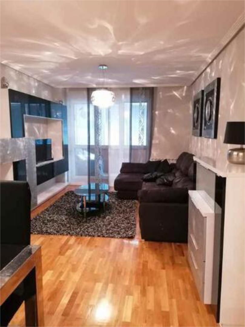 Living room of Flat to rent in León Capital   with Private garden, Terrace and Storage room
