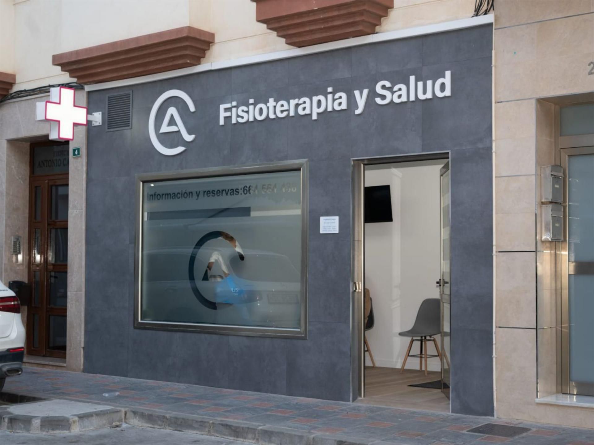 Vista exterior de Local de lloguer en Fuengirola amb Aire condicionat i Moblat