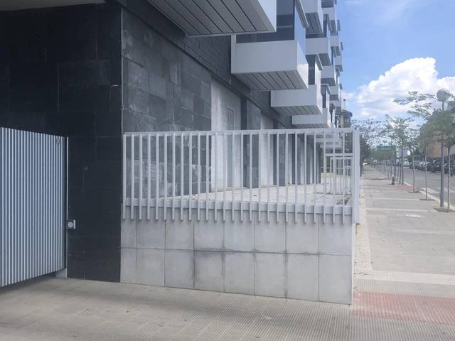 Piso en Venta en Calle José Donate, 4 en Jardín de los Reyes - Parque Real