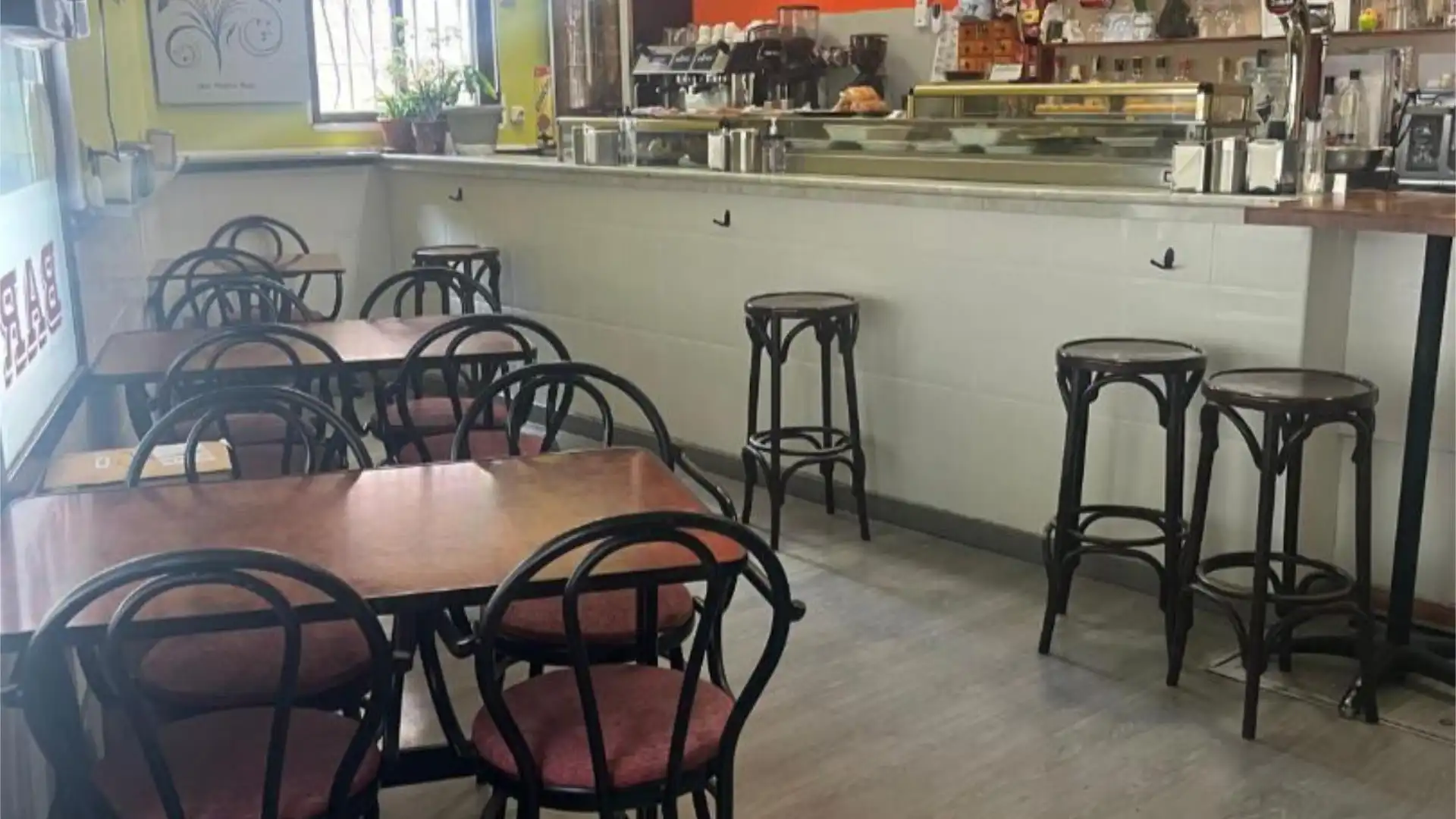 Local en traspaso en Valladolid Capital con Aire acondicionado, Calefacción y Amueblado