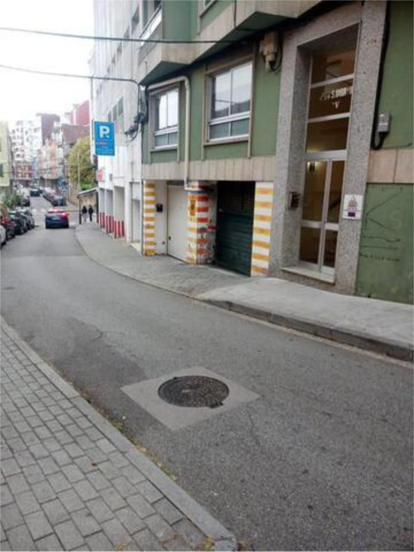 Parking of Garage to rent in Moaña