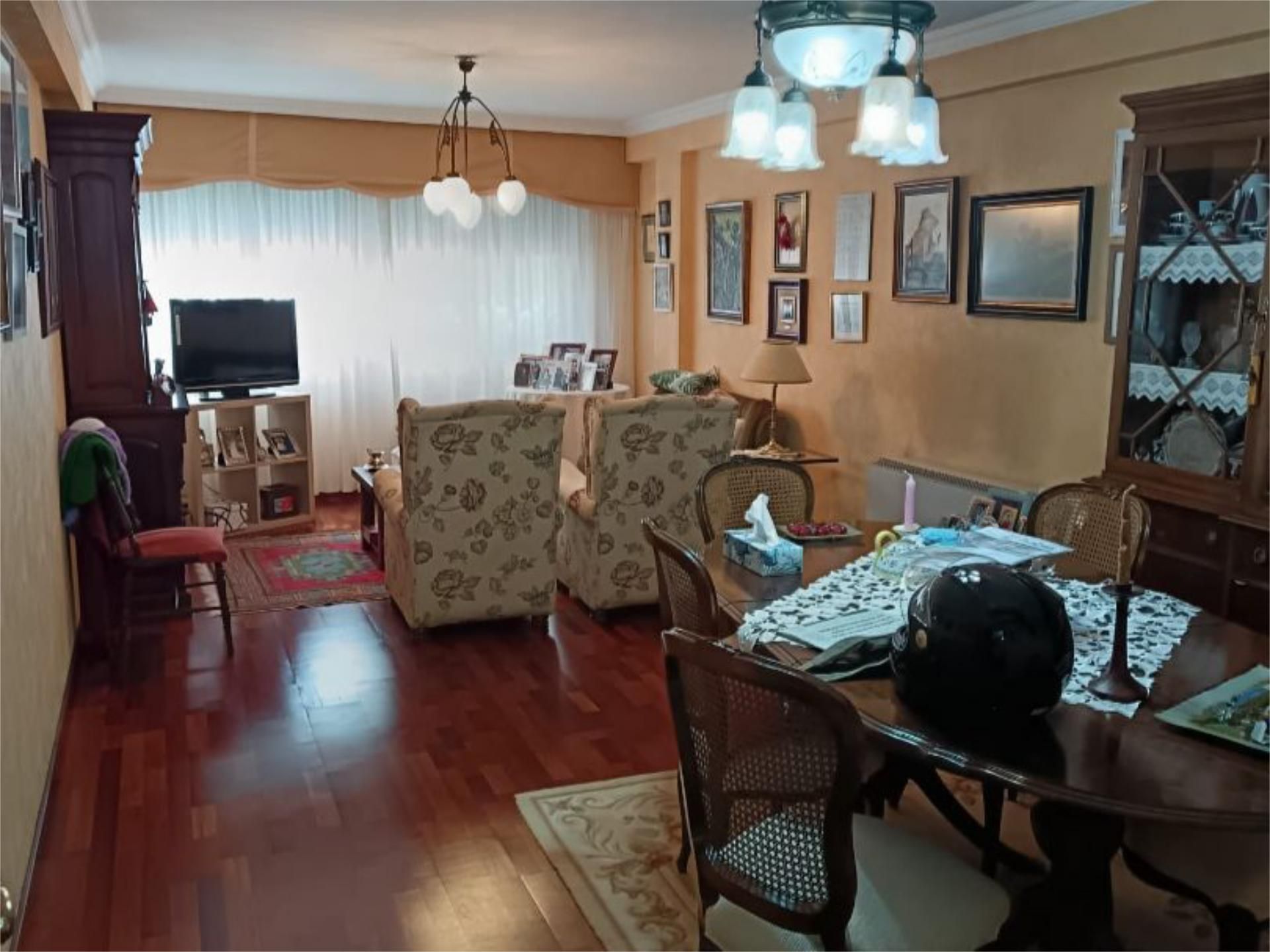 Sala d'estar de Pis en venda en A Coruña Capital 