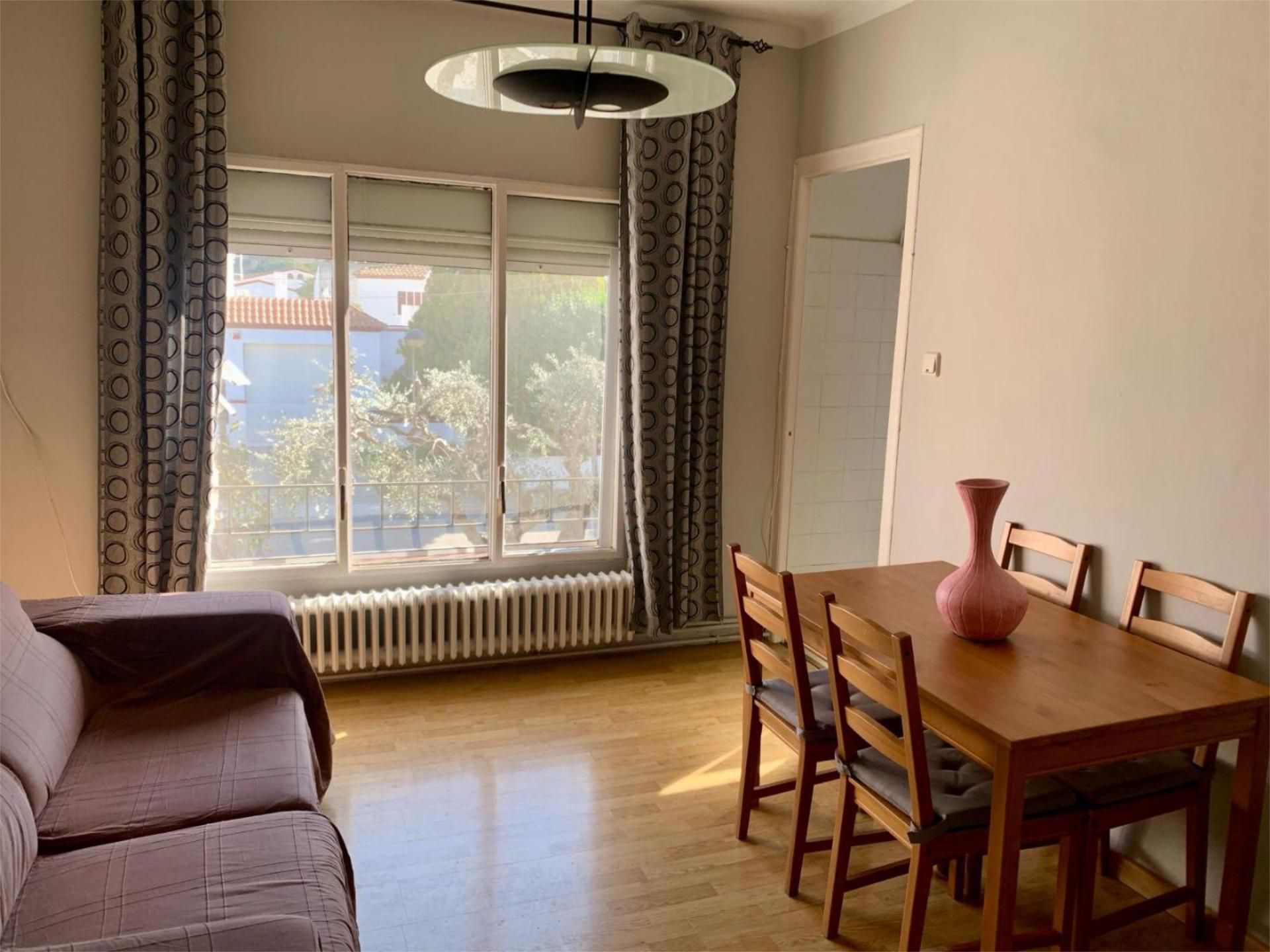 Living room of Single-family semi-detached to rent in Balaguer  with Heating, Private garden and Parquet flooring