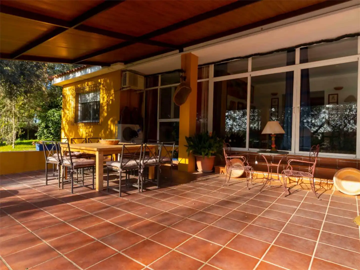 Casa o xalet en venda a Carretera de Sevilla, 9, Carretera de Sevilla - Los Montitos Terrassa de Casa o xalet en venda en Badajoz amb Aire condicionat, Calefacció i Jardí privat