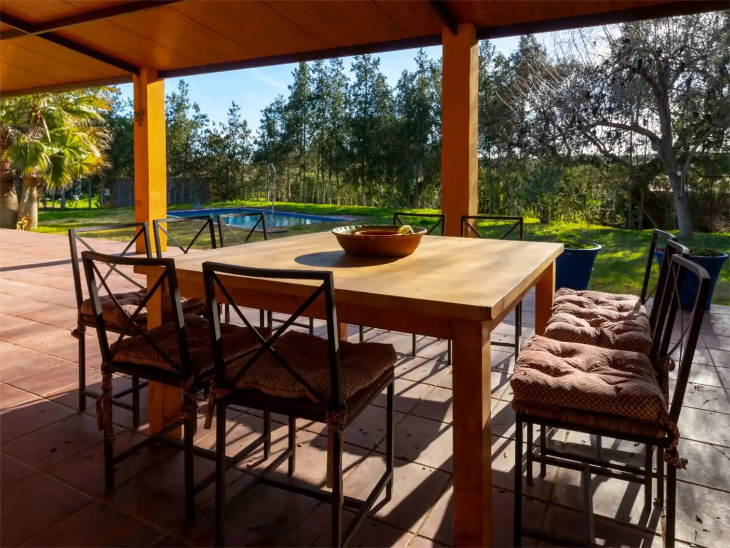 Casa o xalet en venda a Carretera de Sevilla, 9, Carretera de Sevilla - Los Montitos Terrassa de Casa o xalet en venda en Badajoz amb Aire condicionat, Calefacció i Jardí privat