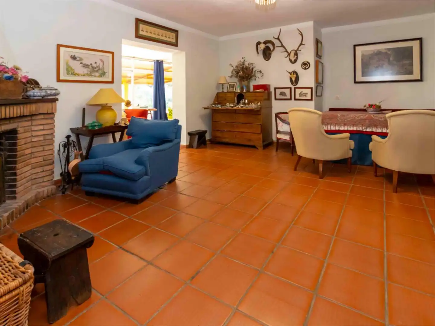 Casa o xalet en venda a Carretera de Sevilla, 9, Carretera de Sevilla - Los Montitos Sala d'estar de Casa o xalet en venda en Badajoz amb Aire condicionat, Calefacció i Jardí privat