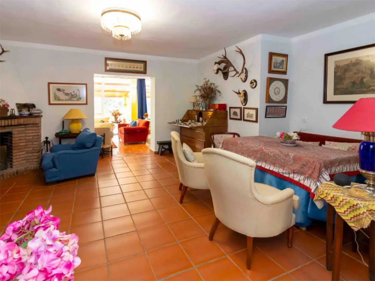 Casa o xalet en venda a Carretera de Sevilla, 9, Carretera de Sevilla - Los Montitos Sala d'estar de Casa o xalet en venda en Badajoz amb Aire condicionat, Calefacció i Jardí privat