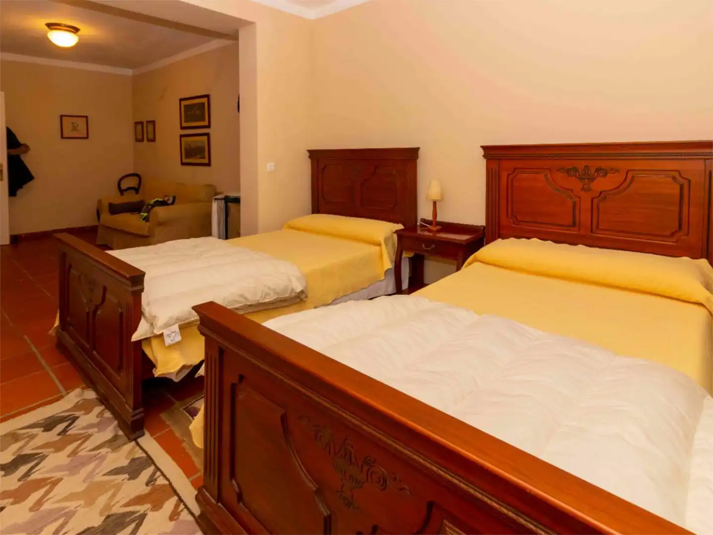 Casa o xalet en venda a Carretera de Sevilla, 9, Carretera de Sevilla - Los Montitos Dormitori de Casa o xalet en venda en Badajoz amb Aire condicionat, Calefacció i Jardí privat