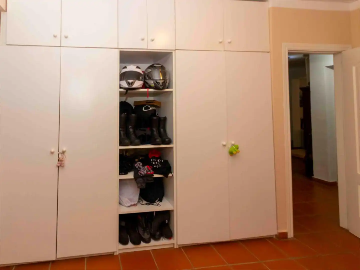 Casa o xalet en venda a Carretera de Sevilla, 9, Carretera de Sevilla - Los Montitos Dormitori de Casa o xalet en venda en Badajoz amb Aire condicionat, Calefacció i Jardí privat