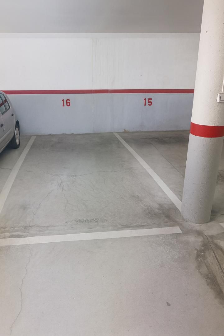 Parking of Garage to rent in Piera