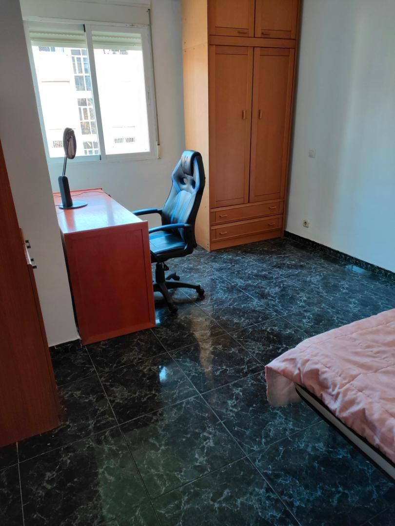Bedroom of Flat to rent in  Granada Capital  with Furnished, Oven and Washing machine