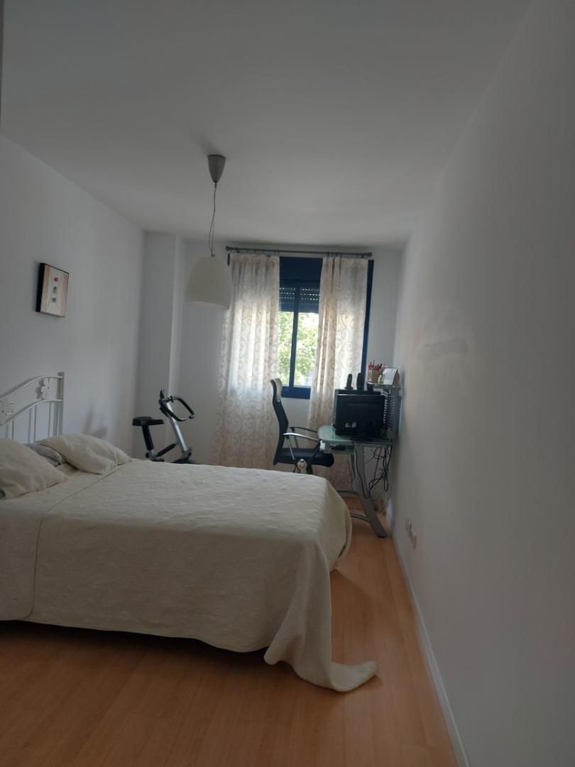 Bedroom of Flat to share in Málaga Capital  with Air Conditioner, Terrace and Oven