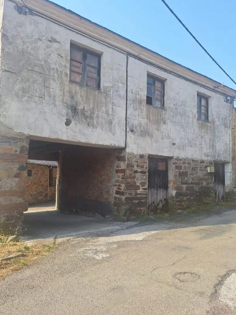 Finca rústica en venda a Calle San Miguel, 24, Villafranca del Bierzo Vista exterior de Finca rústica en venda en Villafranca del Bierzo amb Terrassa i Balcó