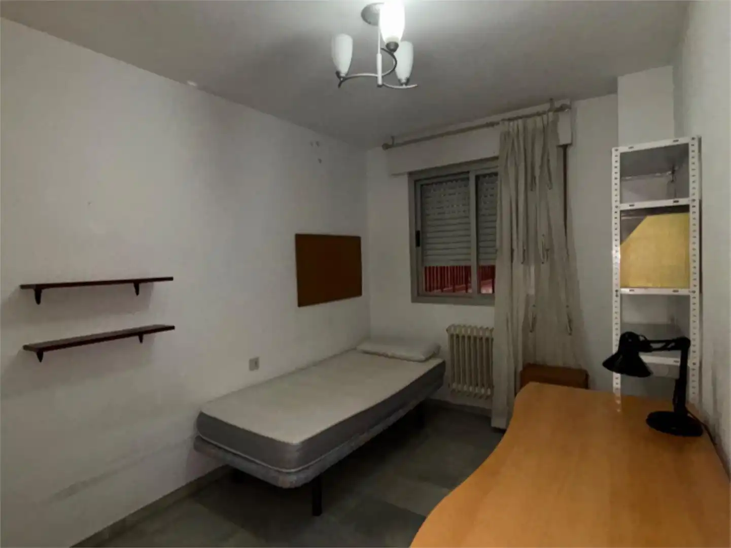 Flat for rent in Calle Padre Claret, 13, Joaquina Eguaras Bedroom of Flat for rent in Granada with Private garden, Furnished and Video intercom
