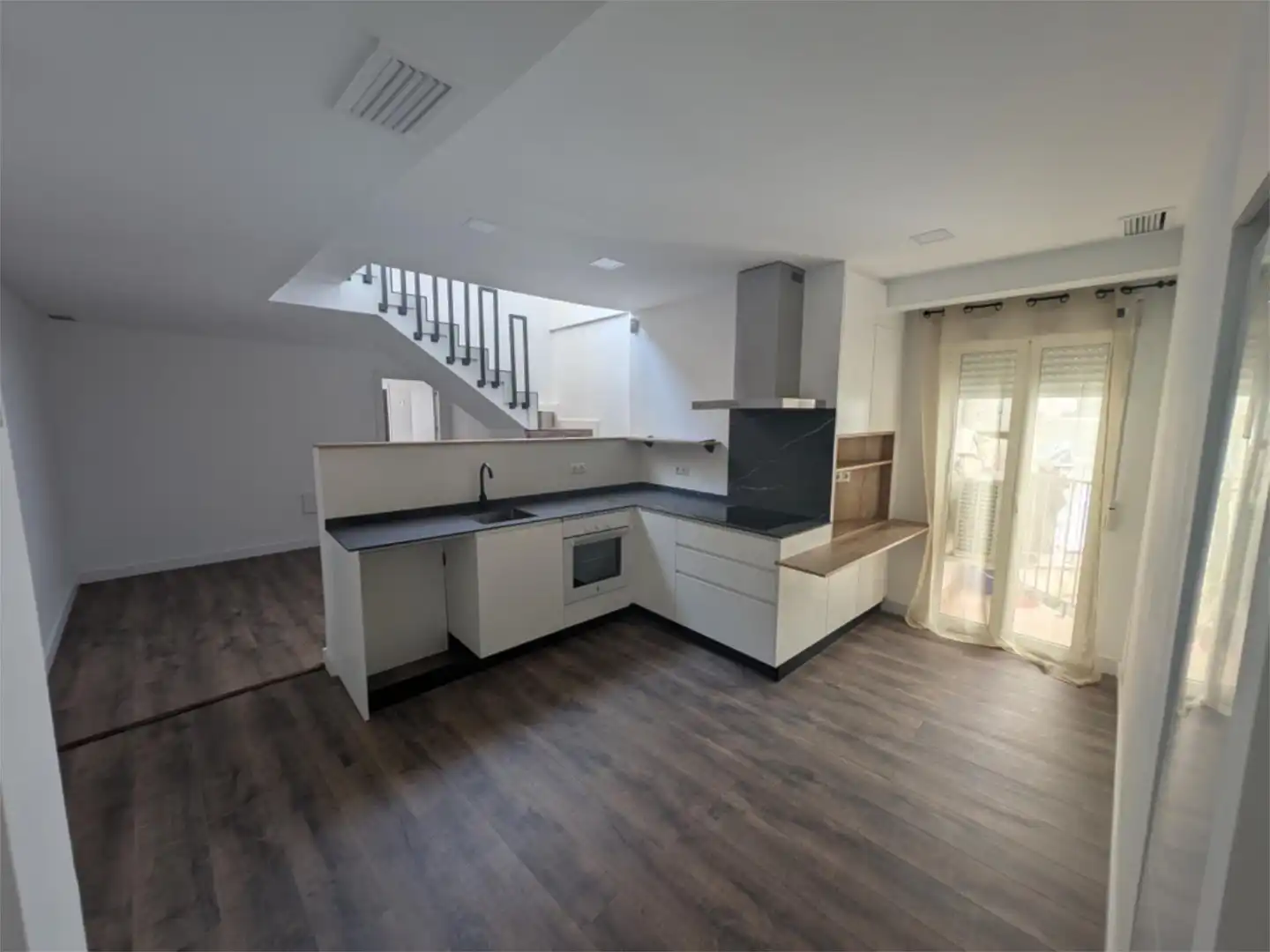 Ático en venta en Calle General Primo de Rivera, 8, Barrio del Centro Ático en venta en Calle General Primo de Rivera, 8, Barrio del Centro