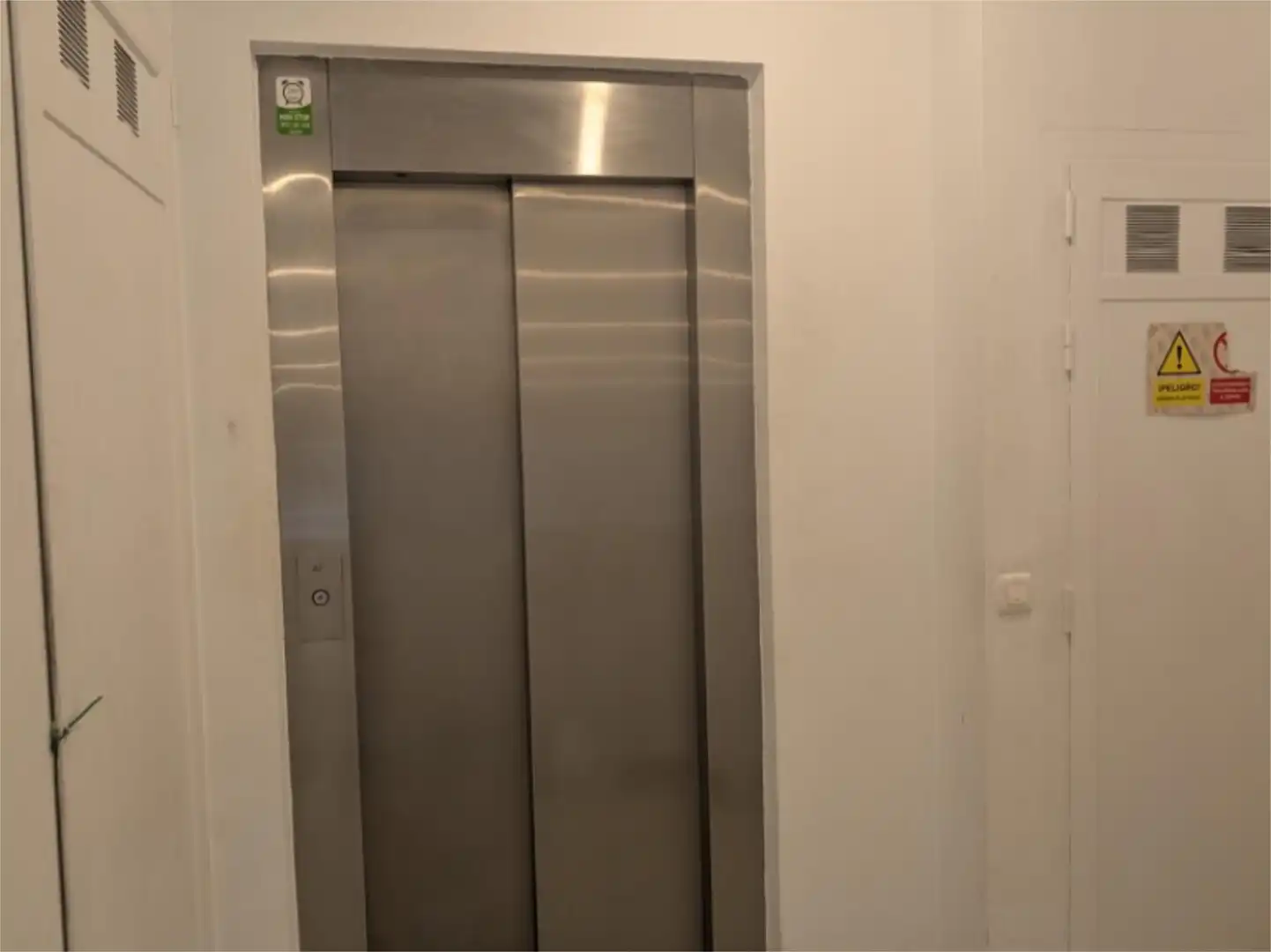 Ático en venta en Calle General Primo de Rivera, 8, Barrio del Centro Ático en venta en Calle General Primo de Rivera, 8, Barrio del Centro