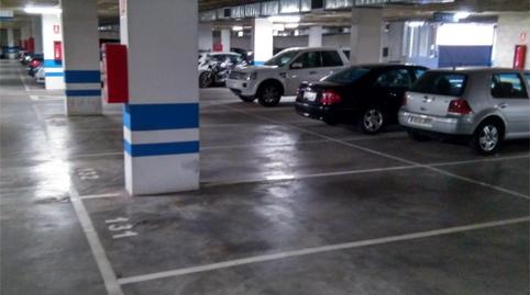 Foto 4 de Garaje de alquiler en Avenida Eduardo Dato, 20, La Buhaira, Sevilla