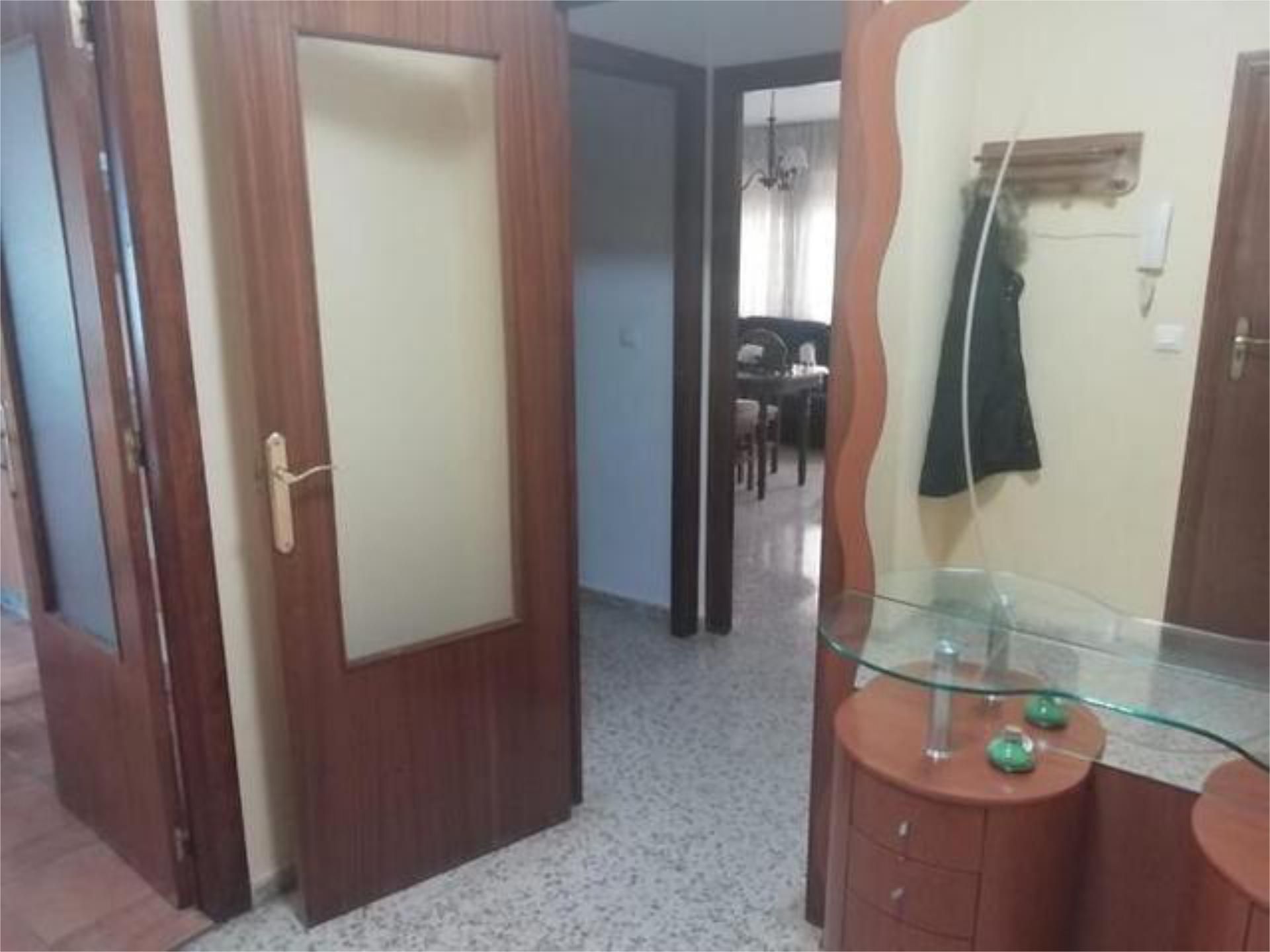 Piso de alquiler en Badajoz Capital con Terraza y Amueblado