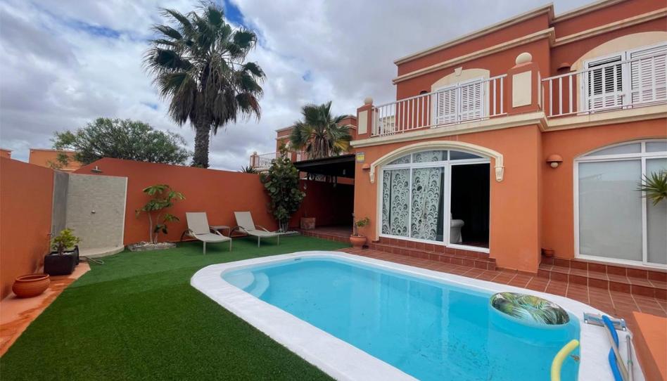 House or chalet for sale in Calle la Ruda, 30, Playa Blanca - Los Pozos, Las Palmas - image 1 Photo 1 of House or chalet for sale in Calle la Ruda, 30, Playa Blanca - Los Pozos, Las Palmas