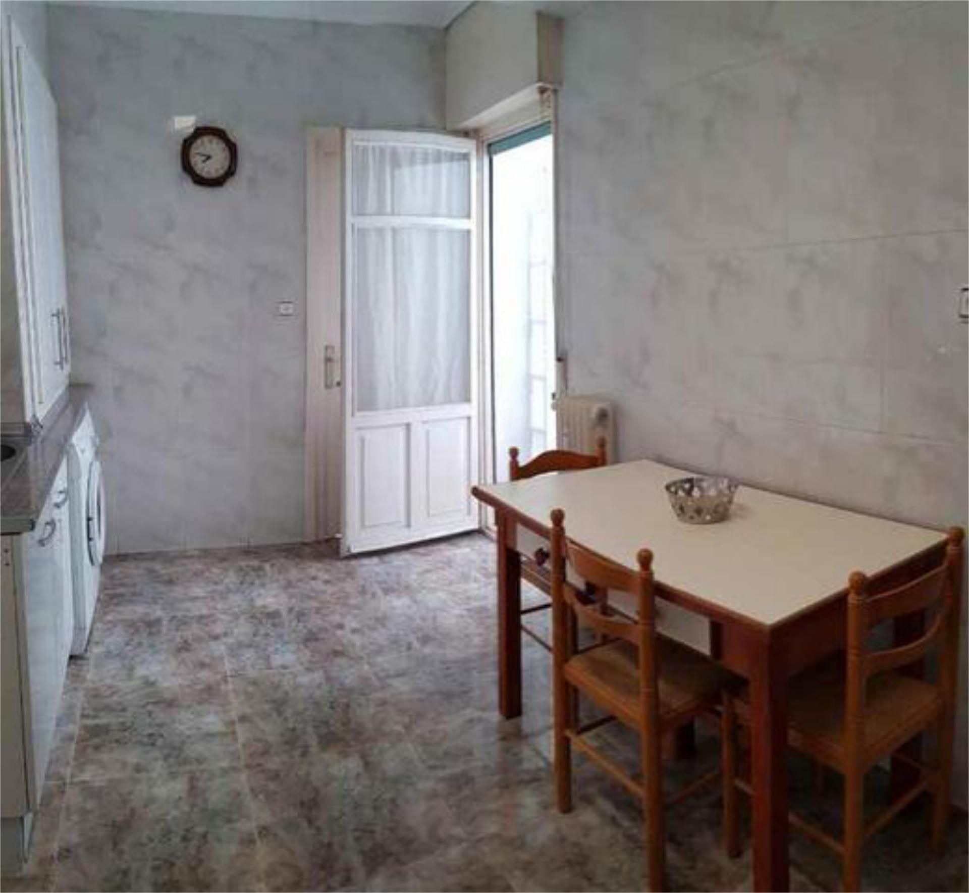 Kitchen of Apartment to rent in  Pamplona / Iruña  with Heating, Terrace and Furnished