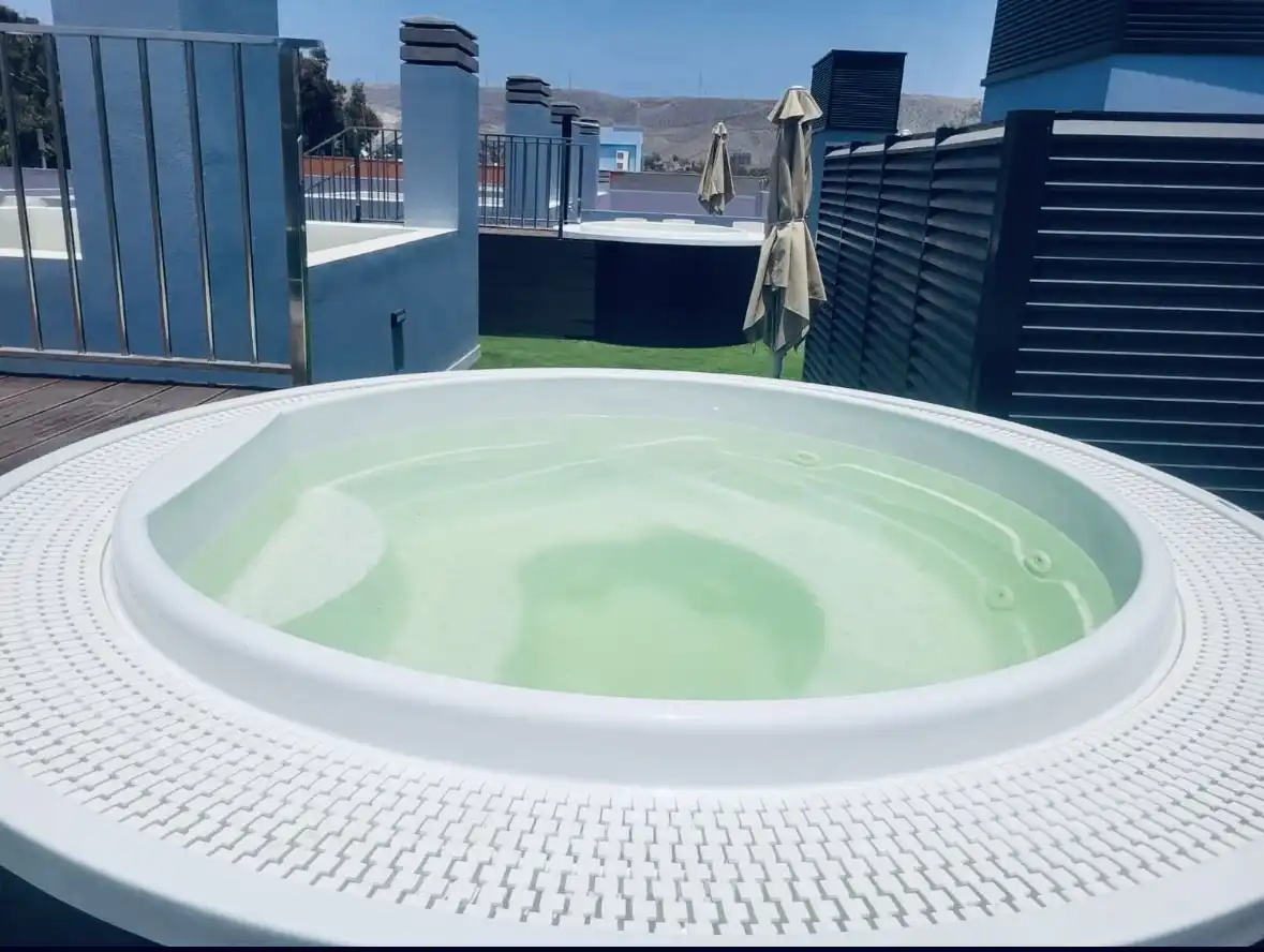 Flat for rent in Calle Alcalde Paco Gonzalez, 33, Arguineguín Swimming pool of Flat for rent in Mogán with Air Conditioner, Private garden and Terrace