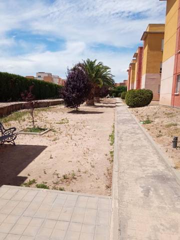 Piso en Alquiler en Avenida de los Descubrimientos, 7 en Puerta de Toledo - Atalaya