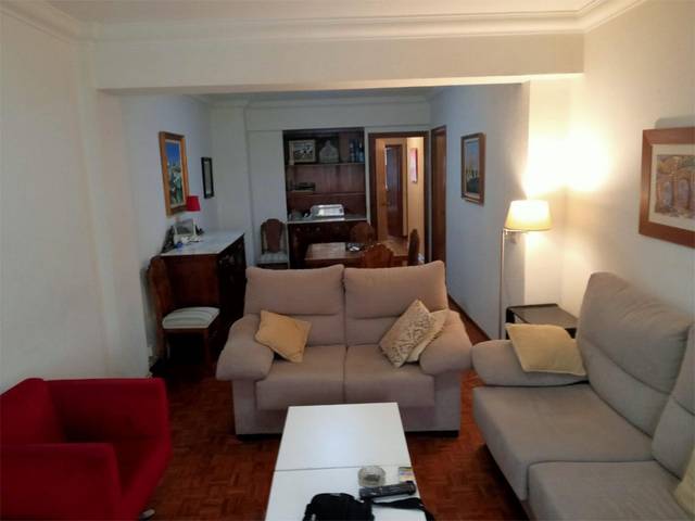 Piso en Alquiler en Rúa de Montero Rios, 22 en Ensanche - Sar