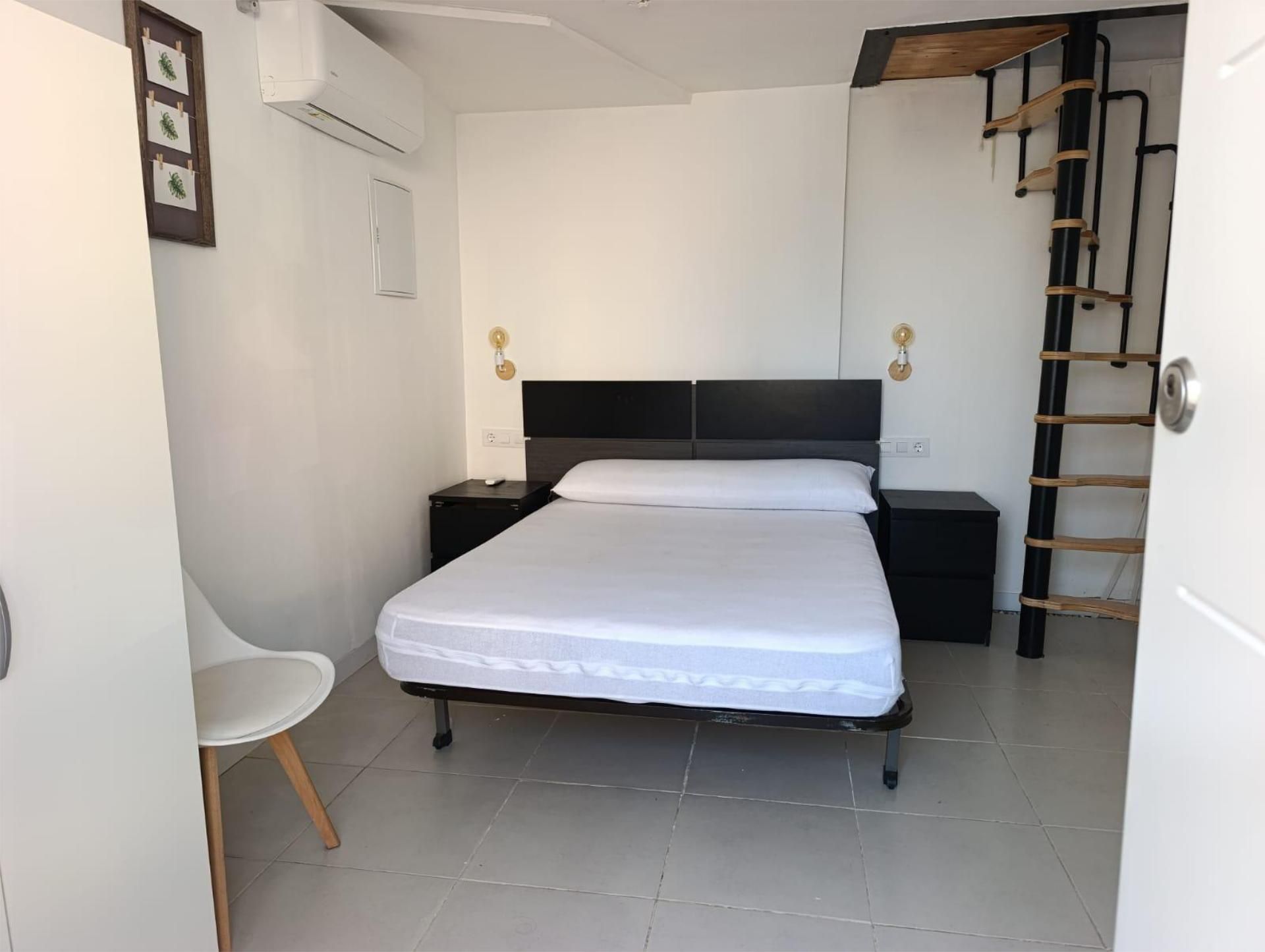 Habitación de Piso para compartir en Cáceres Capital con Aire acondicionado, Calefacción y Amueblado