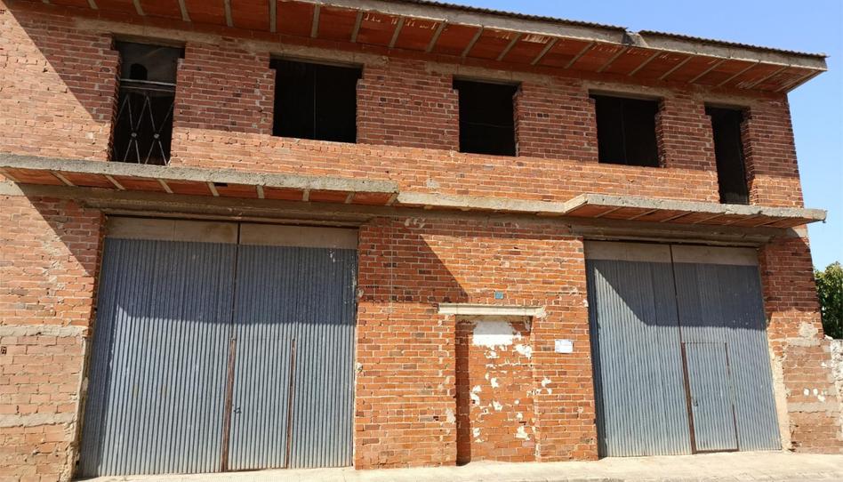 Casa adosada en venta en Calle Calvario, 59, Abengibre, Albacete - imagen 1 Foto 1 de Casa adosada en venta en Calle Calvario, 59, Abengibre, Albacete